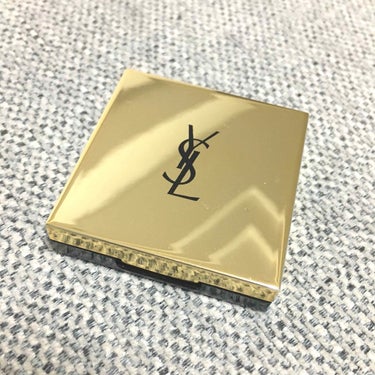 YVES SAINT LAURENT BEAUTE シークインクラッシュのクチコミ「#YSL
#シークインクラッシュ 6
(アイシャドー)

キラキラのオレンジ◡̈⃝︎⋆︎*

.....」（1枚目）