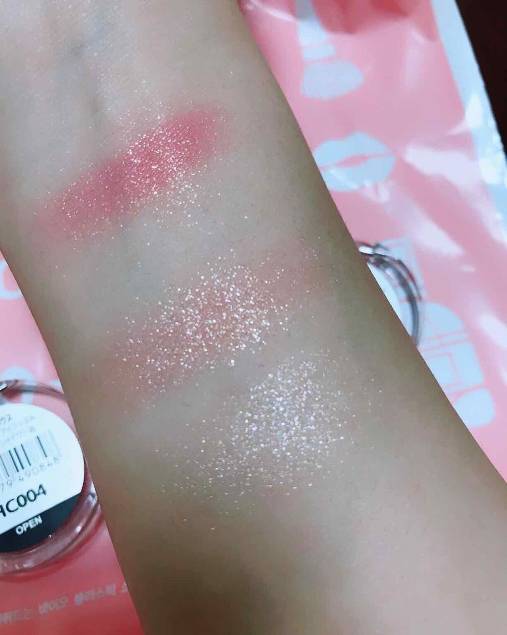 ルックアット マイアイジュエル/ETUDE/単色アイシャドウを使ったクチコミ(2枚目)