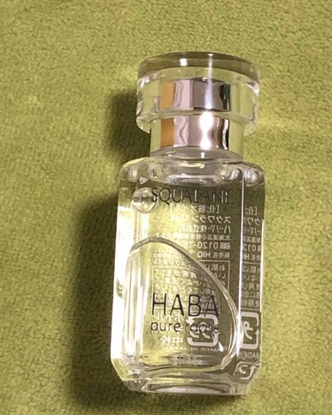 HABA スクワランオイル　15ml     1500円くらい

ネットで購入しました。
化粧水、美容液のあとに乳液代わりに一滴、顔につけています。しっとりとしますが、ぜんぜんべたつかず使用感がすごく気