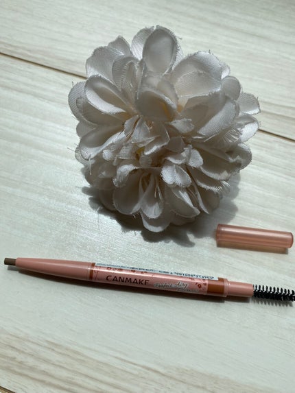 パーフェクトエアリーアイブロウ 03 シナモンブラウン/キャンメイク/アイブロウペンシルを使ったクチコミ(2枚目)