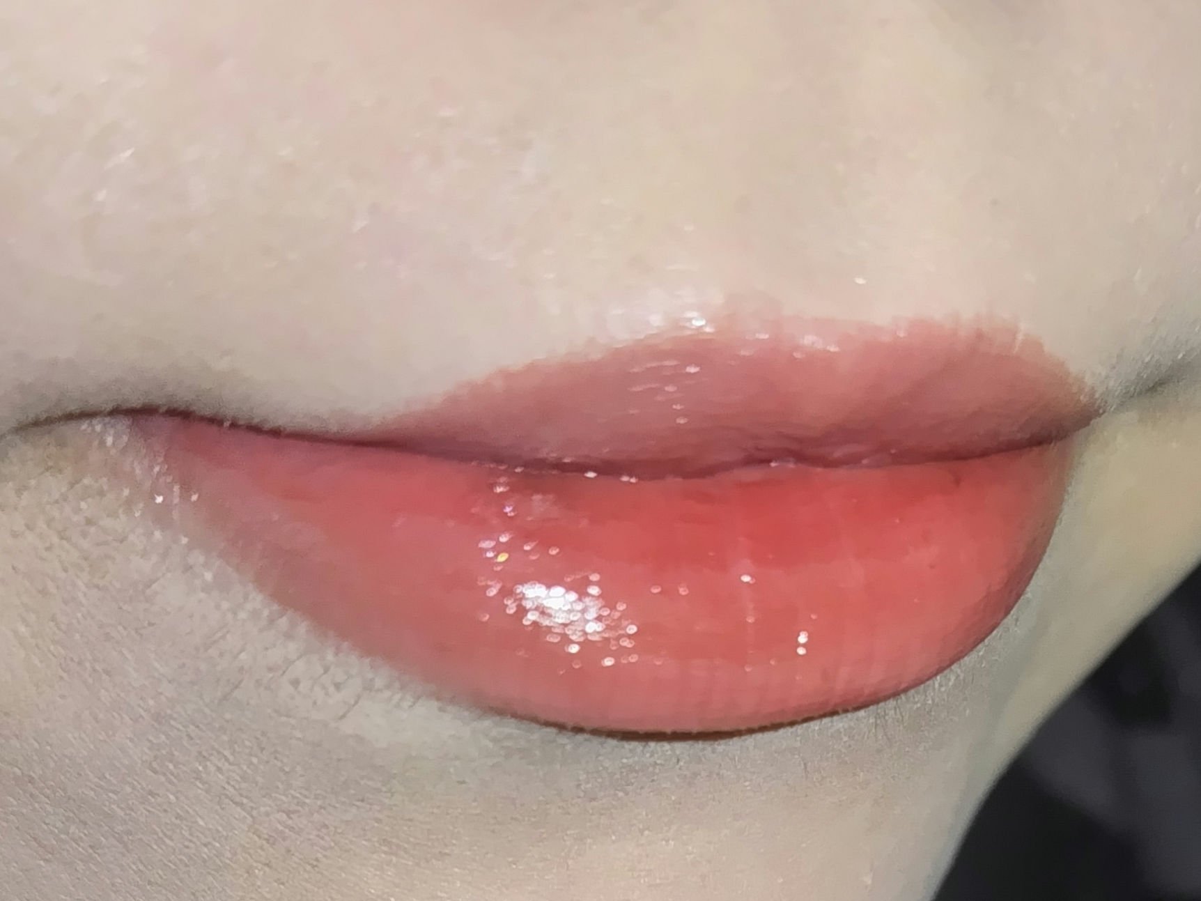 パウダー キス アイシャドウ/M・A・C/単色アイシャドウを使ったクチコミ（3枚目）