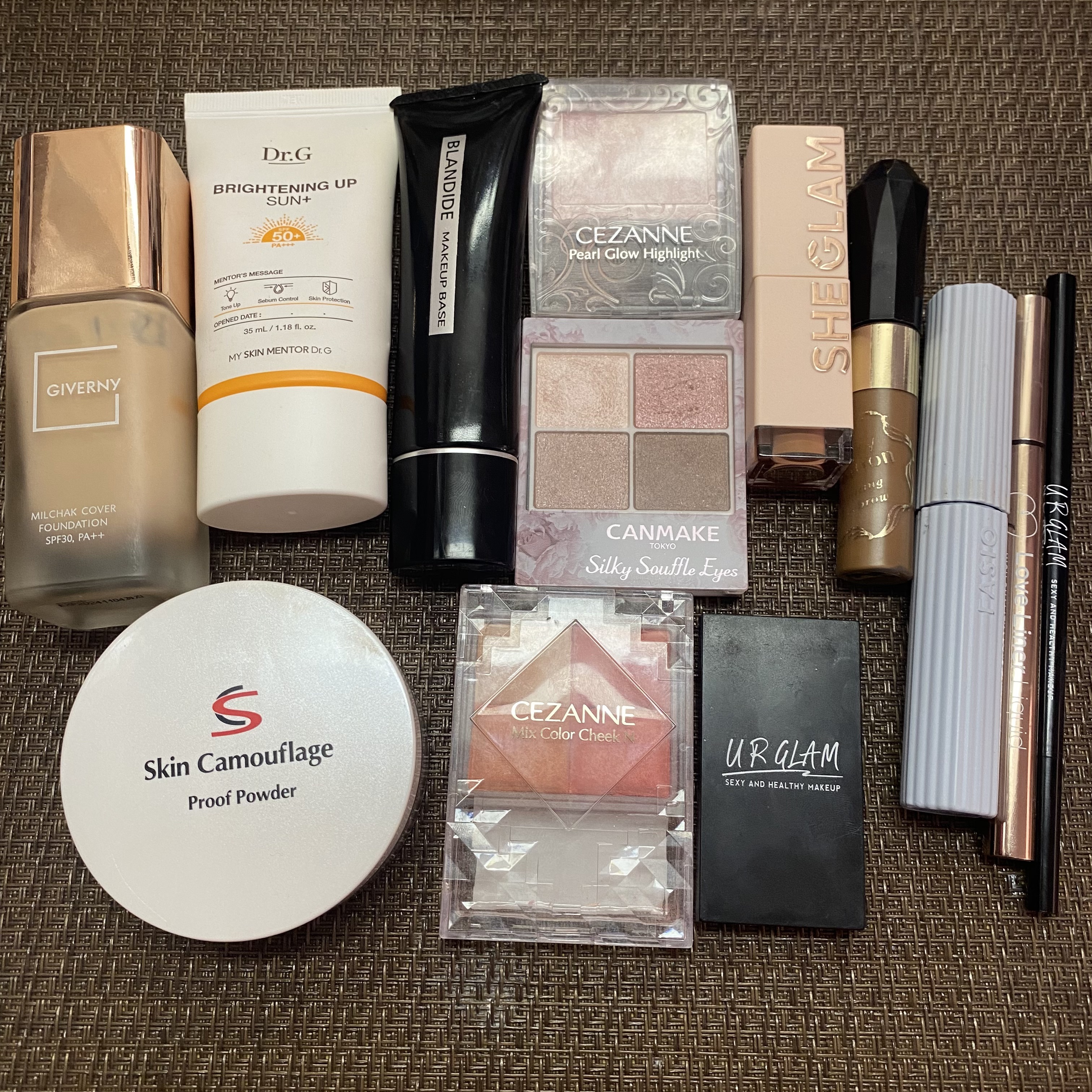 テイク ア ヒント リップティント Good Habits/SHEGLAM/リップティントを使ったクチコミ（3枚目）