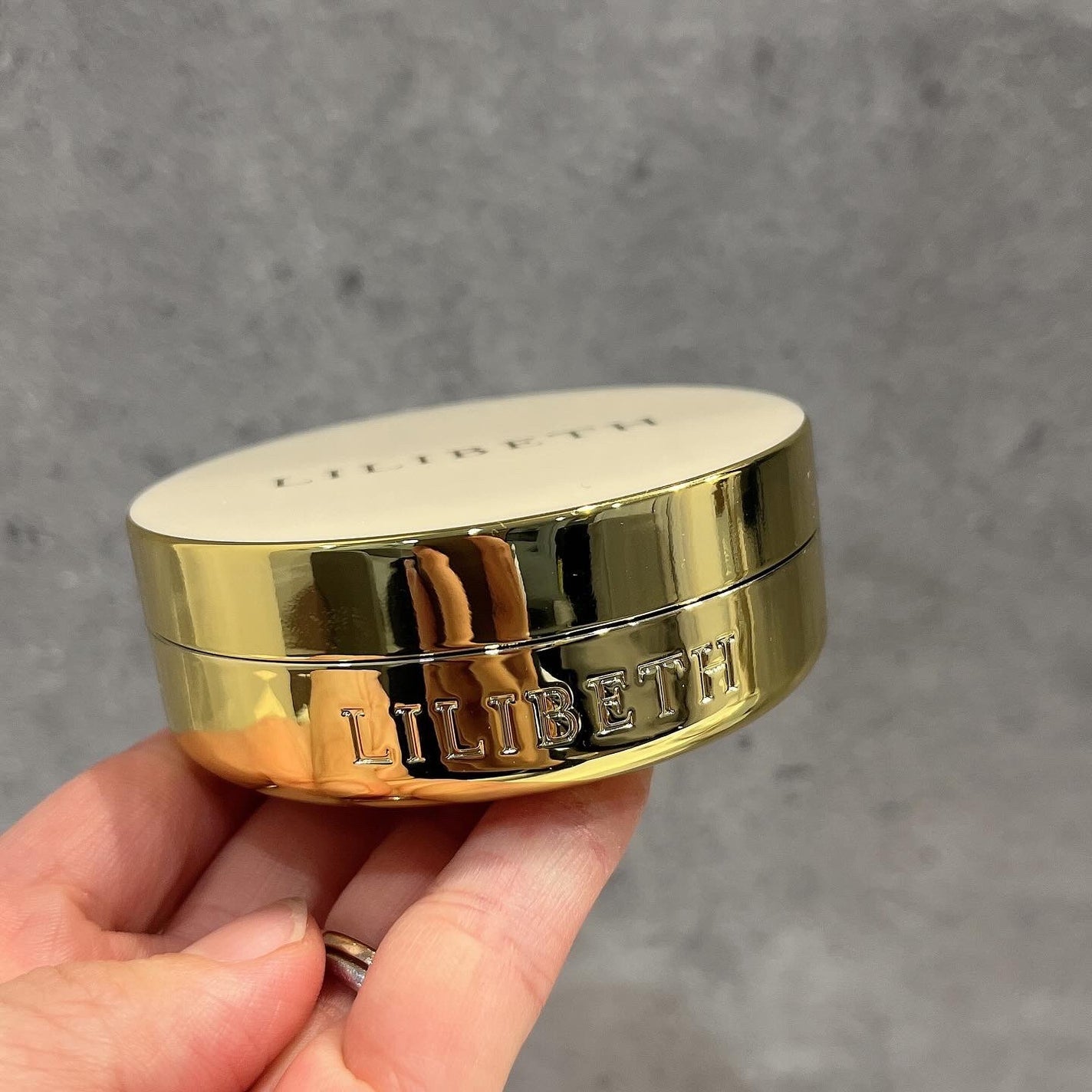 パーフェクティングフィッティング フルカバレッジクッション/LILIBETH/クッションファンデーションを使ったクチコミ(2枚目)