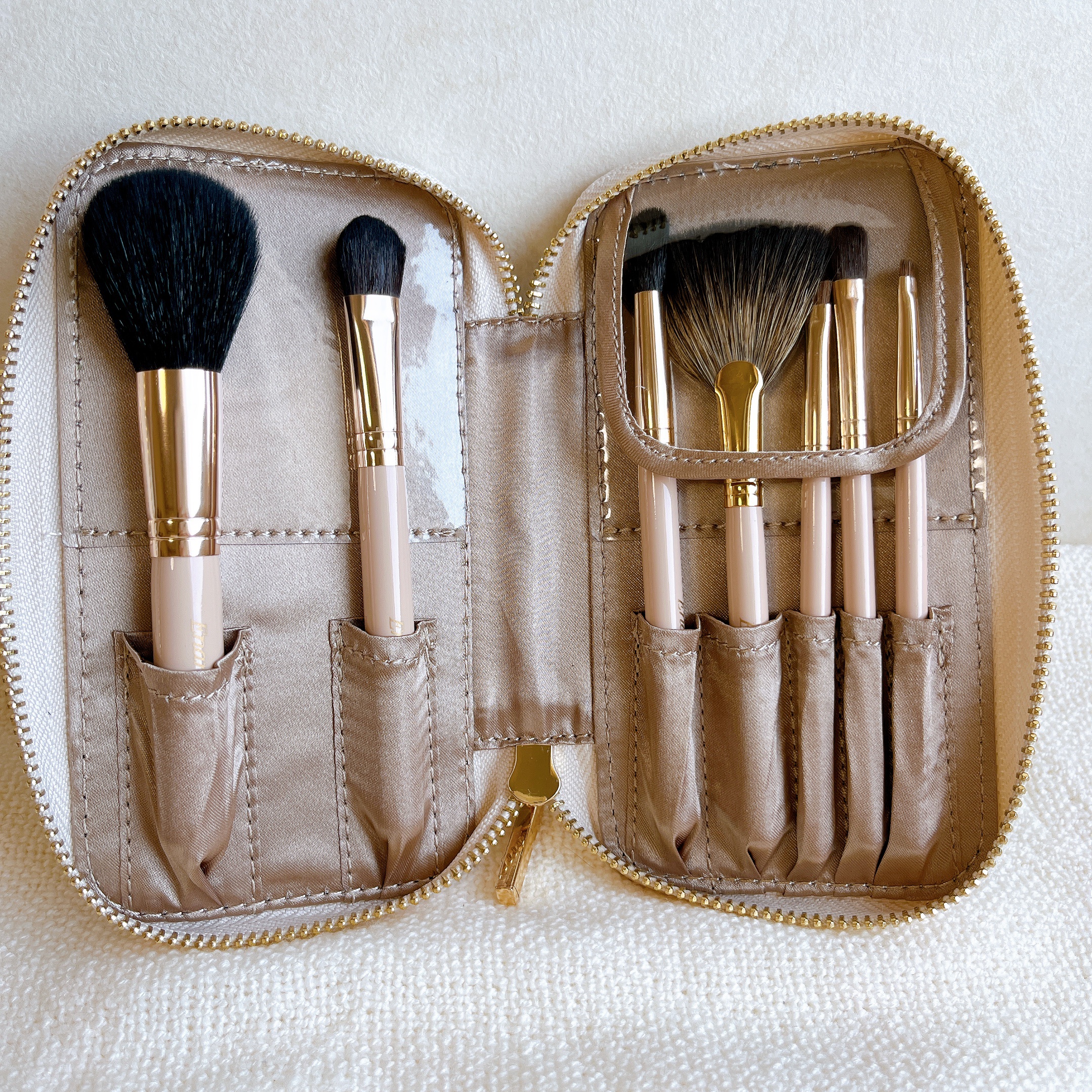 Enamor 熊野筆メイクブラシ7本＆ケースセット / Enamorの口コミ