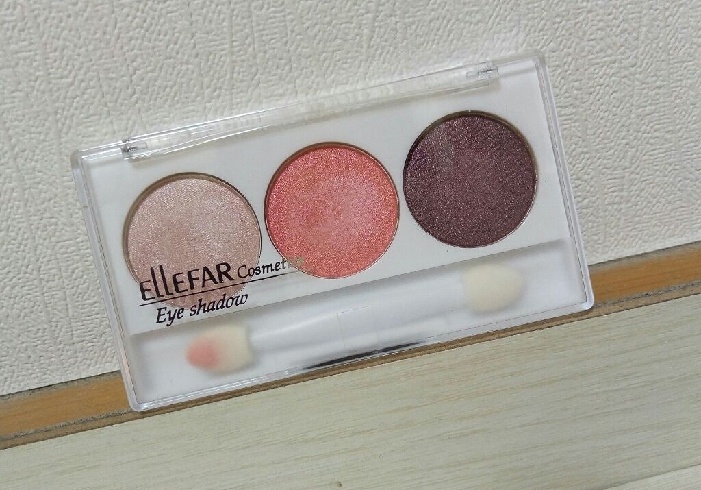 エルファー プロフェッショナル アイシャドウ/DAISO/アイシャドウパレットを使ったクチコミ(1枚目)