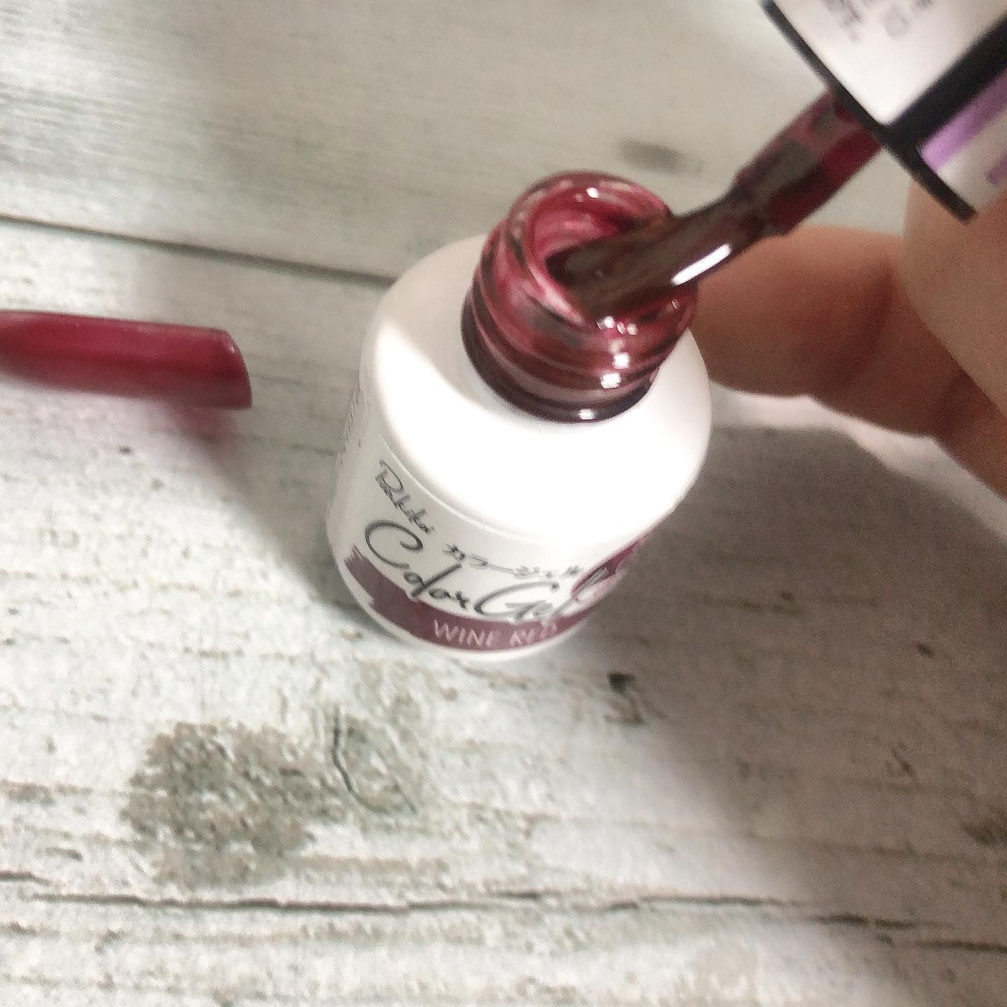 パル カラージェル ワインレッド/キャンドゥ/ジェルネイルを使ったクチコミ（2枚目）