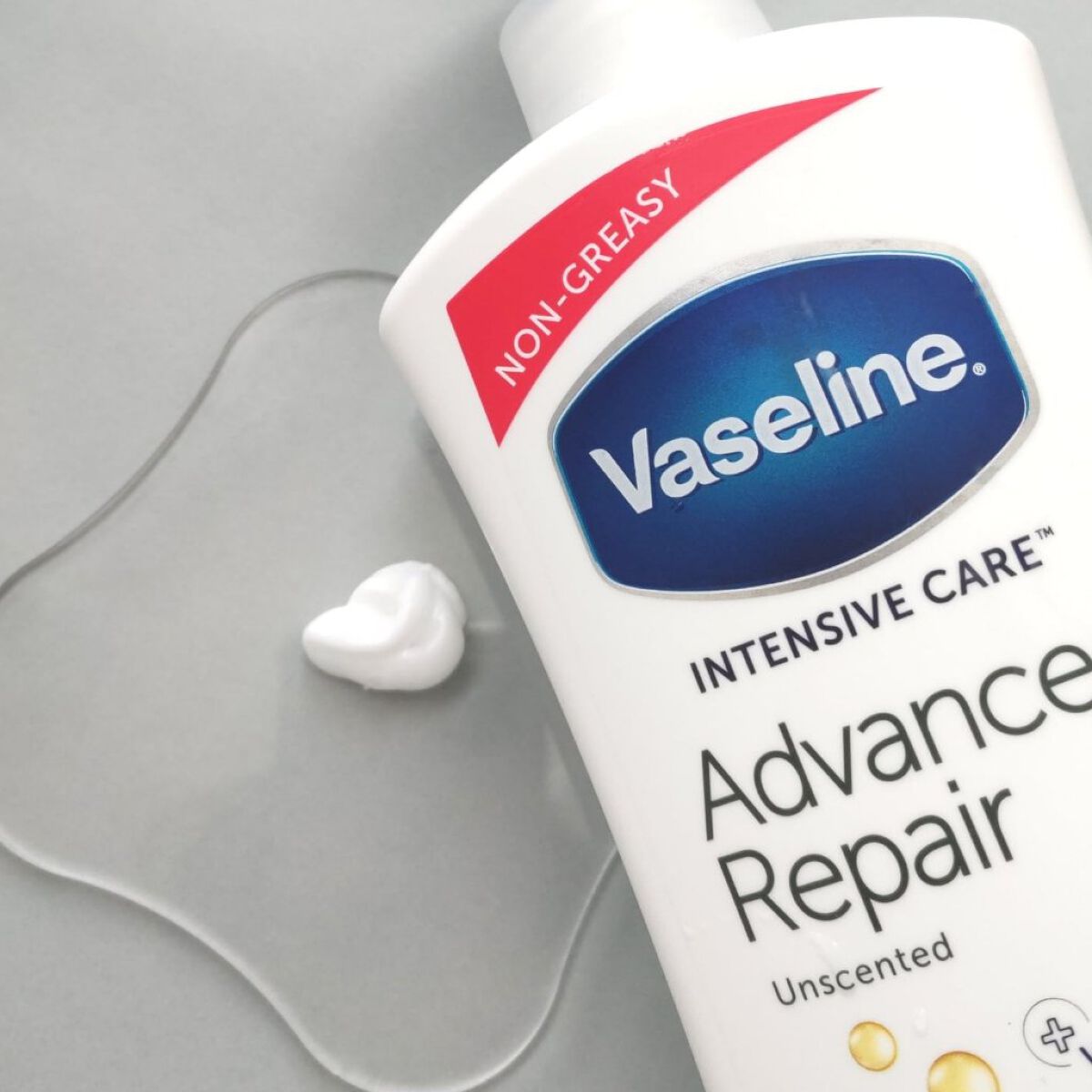 ヴァセリン アドバンスドリペア ボディローション 無香料/ヴァセリン/ボディローションを使ったクチコミ（1枚目）