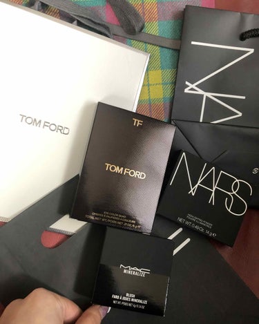 アイ カラー クォード/TOM FORD BEAUTY/アイシャドウパレットを使ったクチコミ（1枚目）