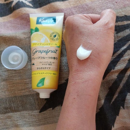 クナイプ ハンドクリーム グレープフルーツの香り/クナイプ/ハンドクリームを使ったクチコミ(2枚目)
