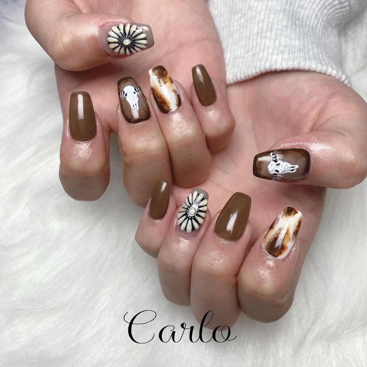 #ジェルネイル,#ネイル,#ロングネイル,#ニュアンスネイル,#ミラーネイル,#マグネットネイル,#手書きネイル,#トレンドネイル,#大人ネイル,#ボヘミアンネイル,#バッファローネイル,#モロッコネイルのネイルデザイン