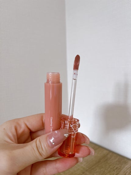 グラスティングカラーグロス 02 ナッティーヴェイグ(NUTTY VAGUE)/rom&nd/リップグロスを使ったクチコミ(3枚目)