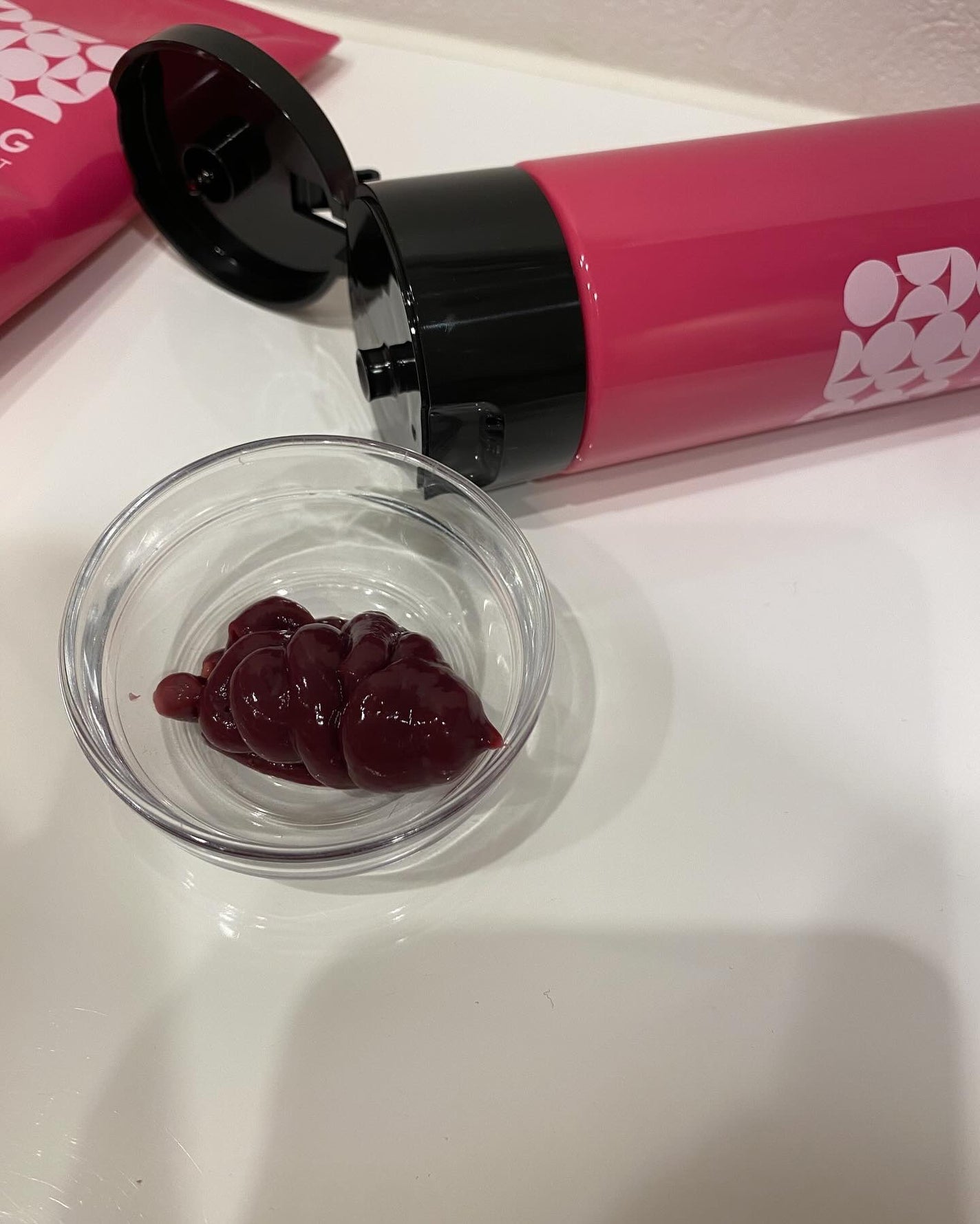 Carrie125 on LIPS 「【YUCHAGユチャ カラーシャンプー&トリートメント ピンク..」(4枚目)