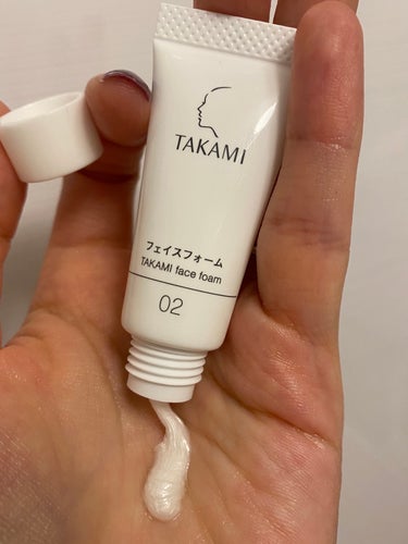 タカミ タカミフェイスフォームのクチコミ「タカミフェイスフォーム  2回分?!

いやいや、この量は2回分ではないです🙉

たっぷり入っ.....」（3枚目）