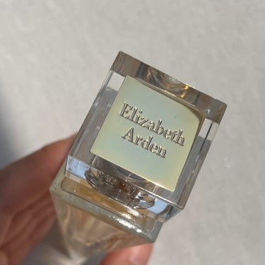 エリザベス アーデン(海外) フィフスアベニュー オードパルファンスプレーのクチコミ「ELIZABETH ARDEN
My Fifth Avenue Eau de Parfum

.....」（2枚目）