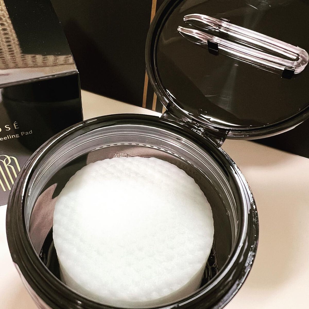 ブルーブライトピーリングパッド/EMROSÉ/トナーパッドを使ったクチコミ（2枚目）