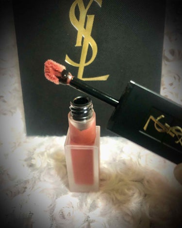 タトワージュ クチュール ベルベットクリーム NO214 ベージュ アライアンス(限定色)/YVES SAINT LAURENT BEAUTE/口紅を使ったクチコミ（2枚目）