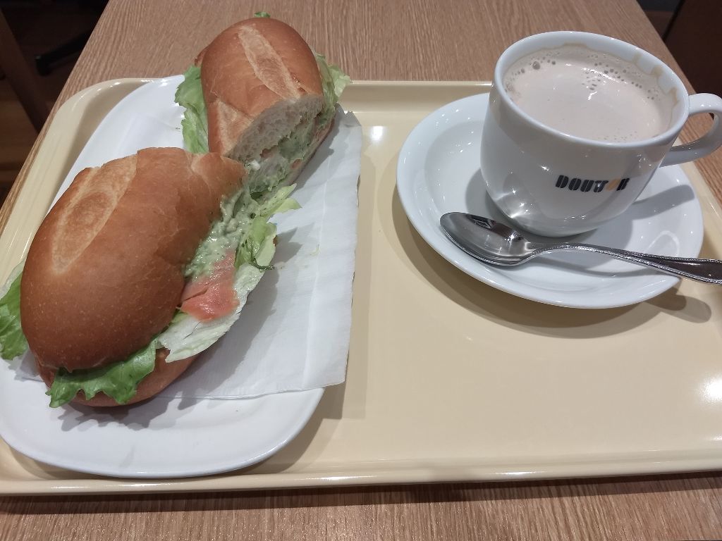 グロウイングウォータリーオイルリクイド/LUNASOL/リキッドファンデーションを使ったクチコミ(2枚目)