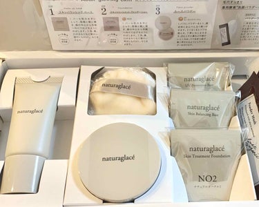 【naturaglace】
トライアルセットを購入✨

メイクアップクリームNは
乾燥肌には持ってこいの保湿力😍
精油の香りもとても好き！
ちょっとペタペタするけど
上からパウダーしたら程良い╰(*´︶