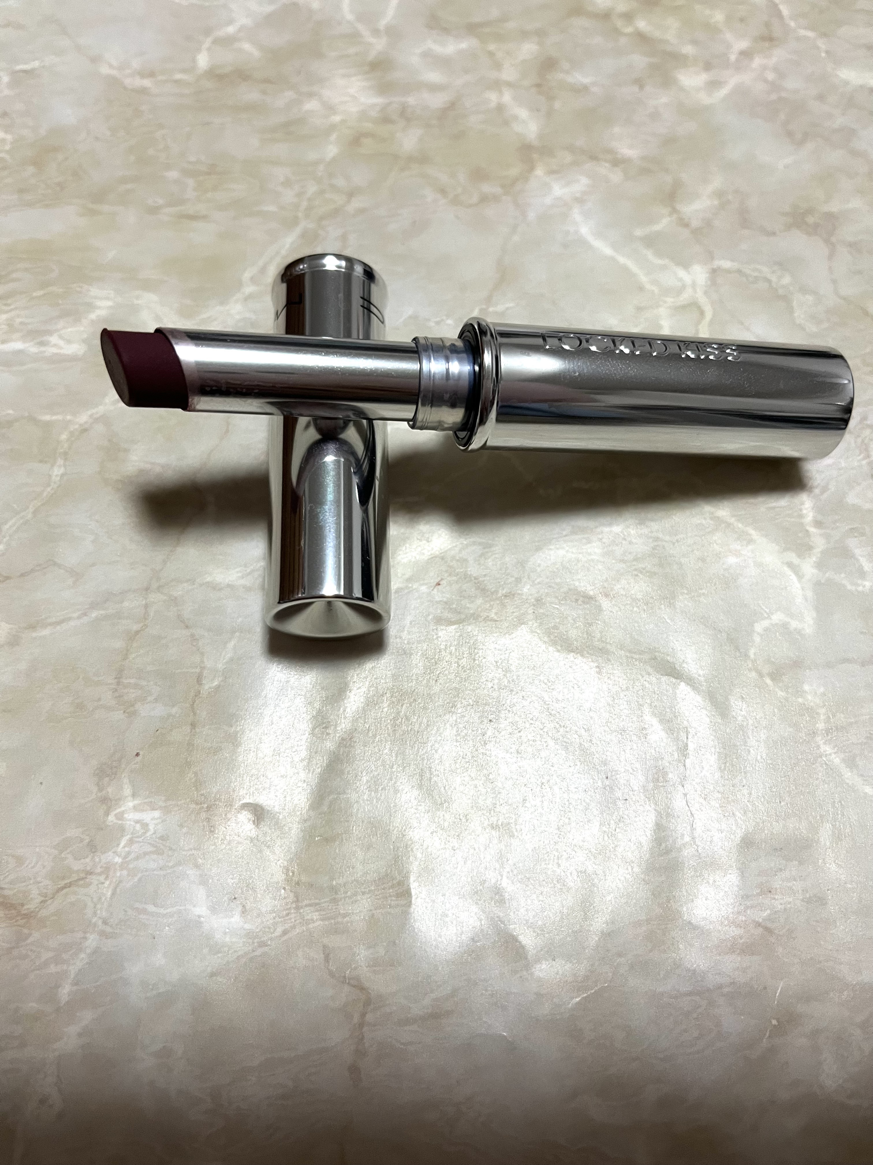 ロックドキス リップスティック ヴィクセン (ミッドトーン ローズ)/M・A・C/口紅を使ったクチコミ（2枚目）