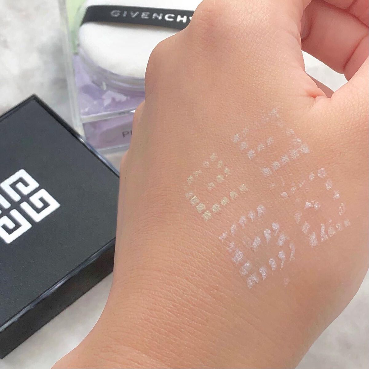 プリズム・リーブル/GIVENCHY/ルースパウダーを使ったクチコミ(5枚目)
