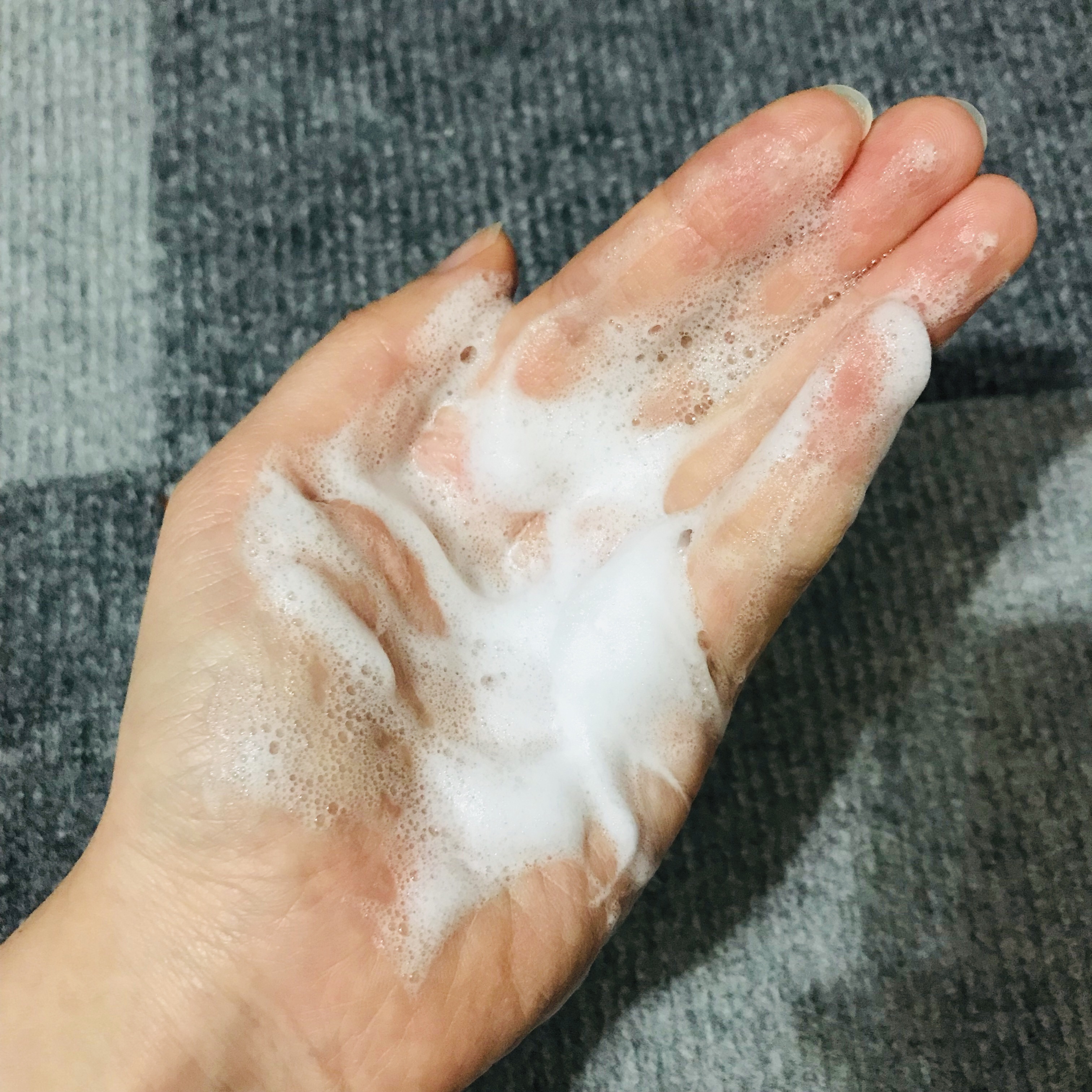 エッセンスイン クレンジングフォーム/d プログラム/洗顔フォームを使ったクチコミ（2枚目）