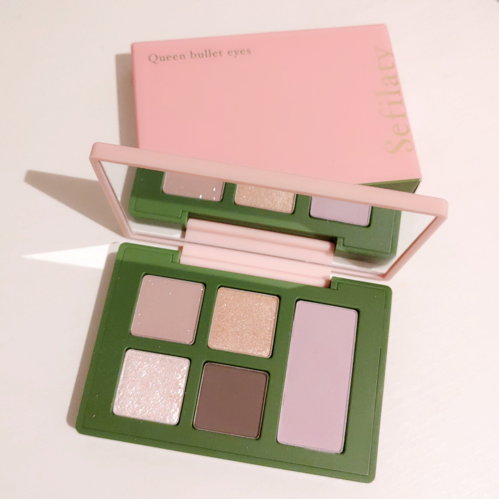 セフィラティ クイーンバレットアイズ 01 ラブポーション/Sefilaty/アイシャドウパレットを使ったクチコミ（1枚目）