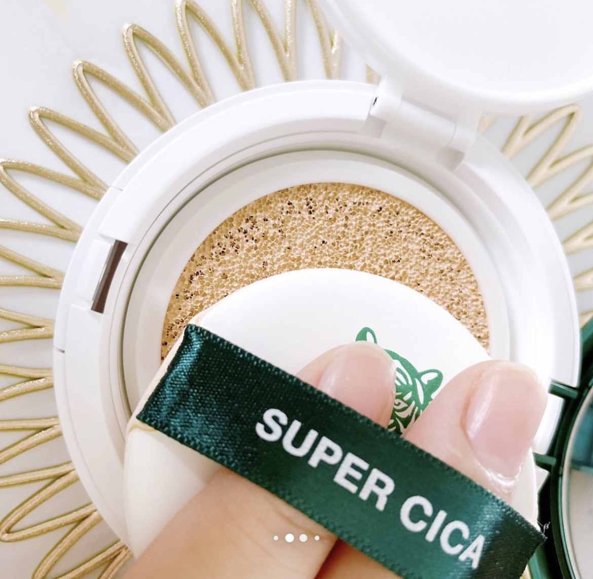 スーパーシカクッション/MEDICUBE/クッションファンデーションを使ったクチコミ（2枚目）