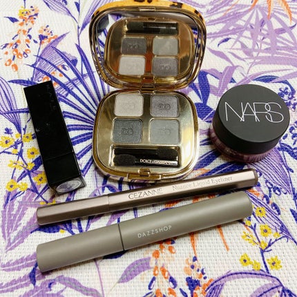 フェリンアイズ インテンスアイシャドウ クアッド 1/DOLCE&GABBANA BEAUTY/アイシャドウパレットを使ったクチコミ(2枚目)