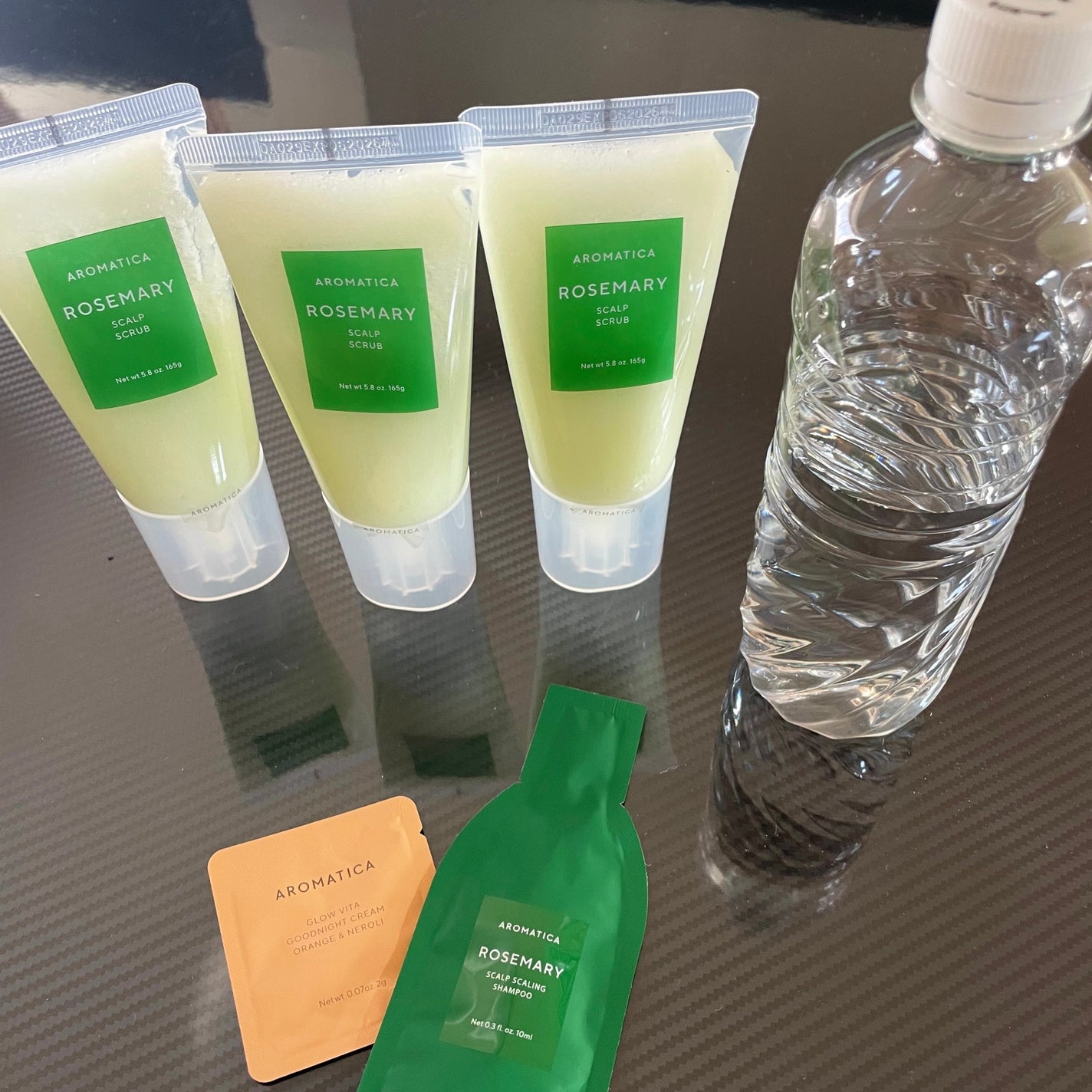 ローズマリー スカルプ スクラブ/AROMATICA/ヘッドスクラブを使ったクチコミ(1枚目)