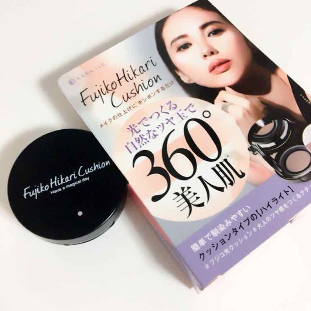 Fujiko フジコ光クッションのクチコミ「🌸Fujiko 光クッション ハイライト
     ~ PRICE ￥1600（+tax）~
.....」（2枚目）