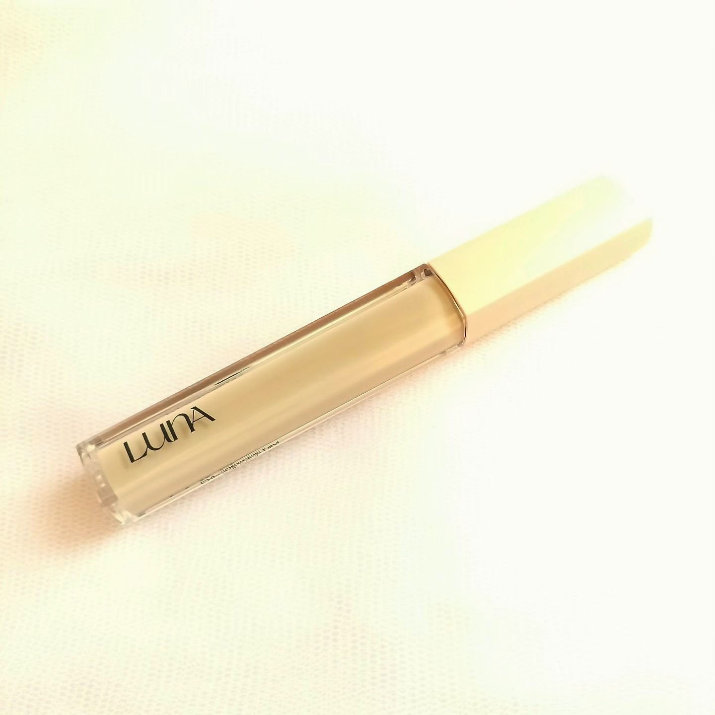 ロングラスティングチップコンシーラーフィックシングフィット/LUNA/リキッドコンシーラーを使ったクチコミ（1枚目）