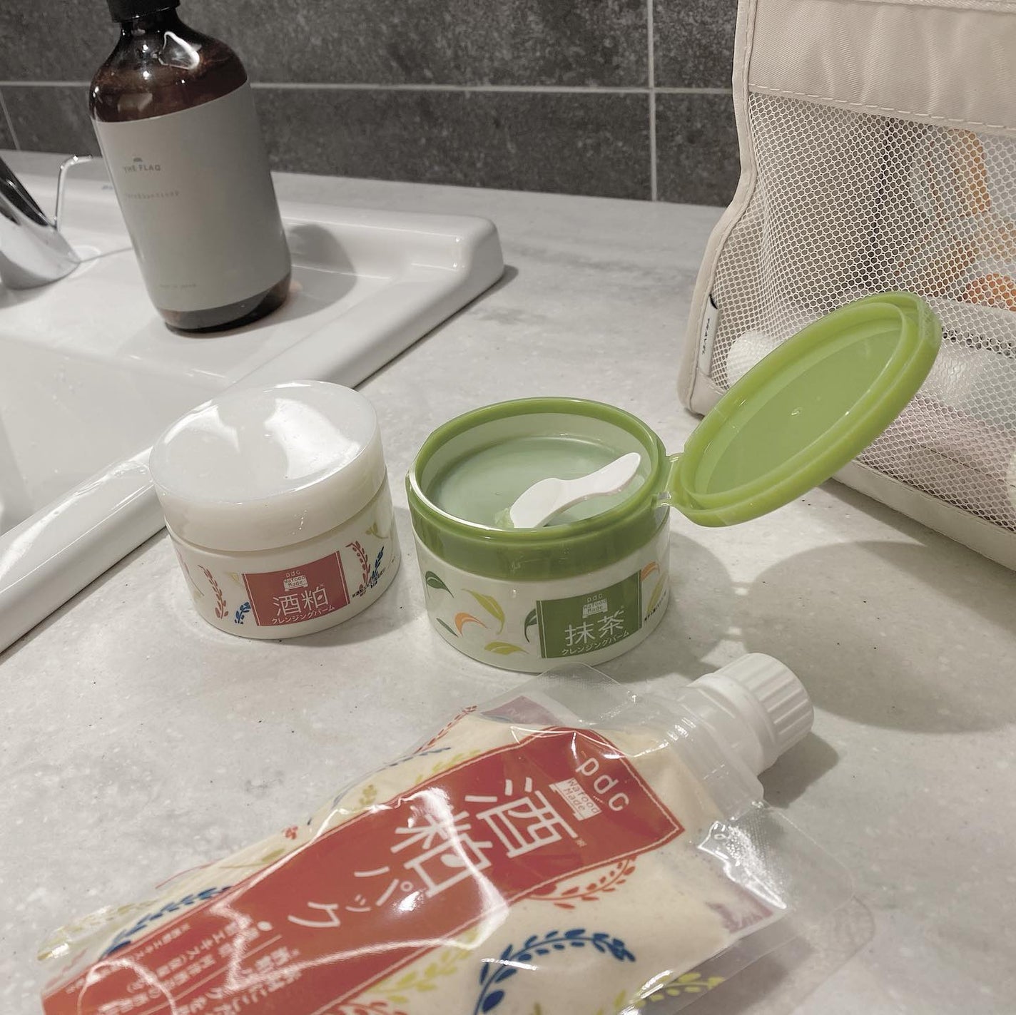 みな氏。 on LIPS 「¦/メイクは土台から作るべし\⋆꙳𓂃ワフードメイドクレン..」(1枚目)