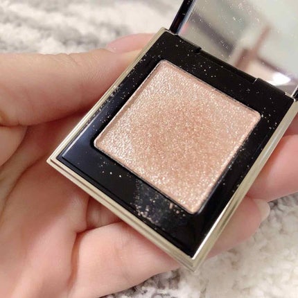 関根りさ on LIPS 「SUQQUトーンタッチアイズ 12目元がパッと明るくなるし、い..」(2枚目)