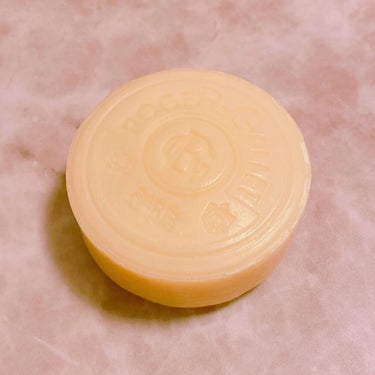 ロジェ・ガレ ジンジャー ルージュパフューム ソープのクチコミ「ROGER & GALLET
♡ジンジャールージュ　パフュームソープ　100g（税込1,540.....」（2枚目）