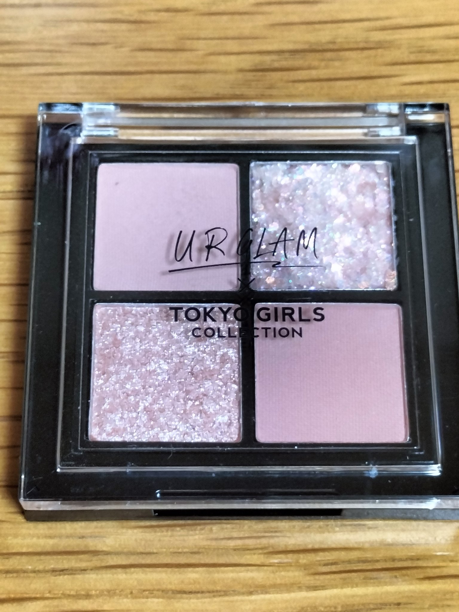 ＵＧＴ　ドリームアイシャドウパレット 03c　ローズミルク/U R GLAM/アイシャドウパレットを使ったクチコミ（3枚目）