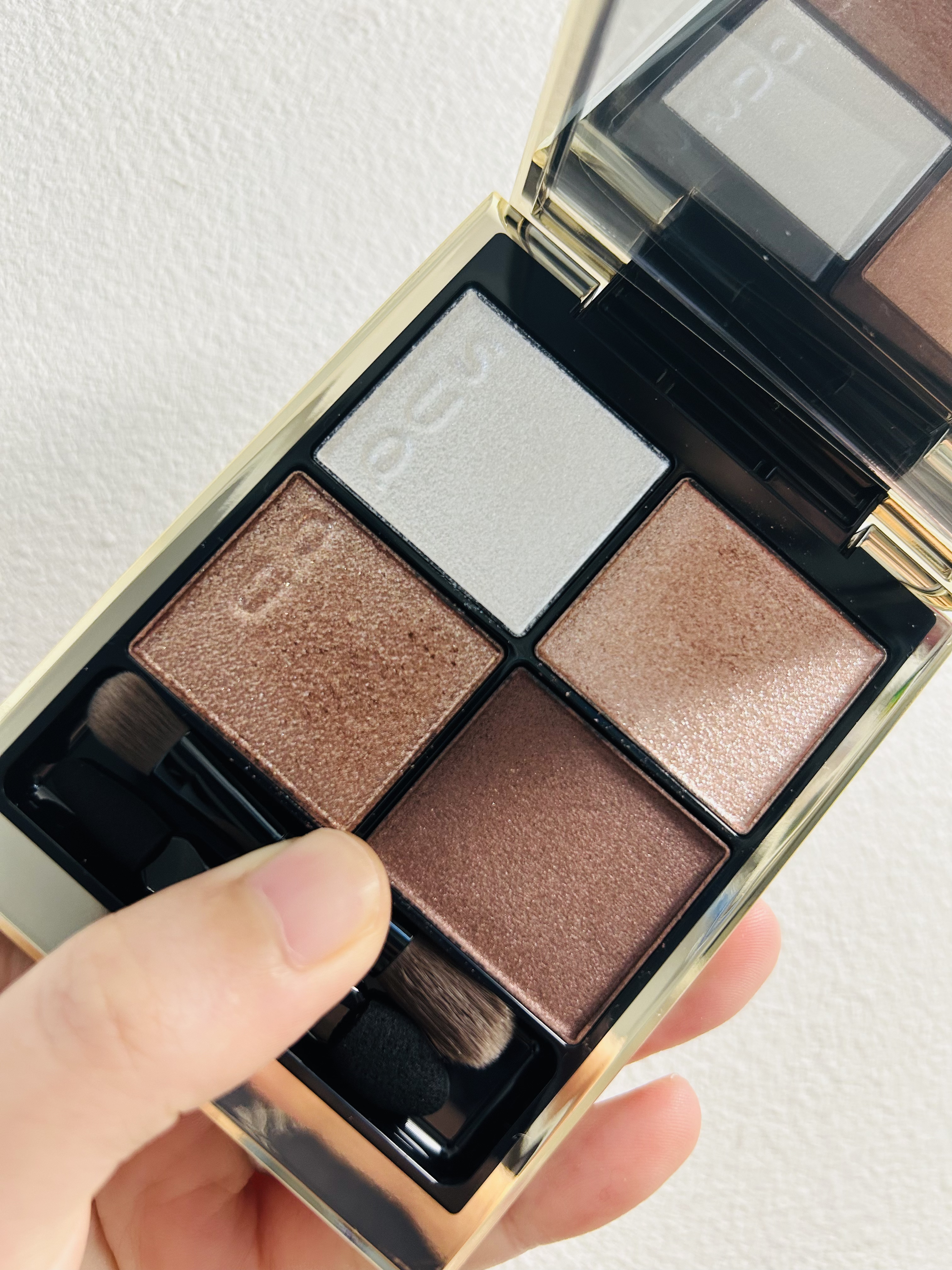 アイグロウジェム スキンシャドウ/DECORTÉ/ジェル・クリームアイシャドウを使ったクチコミ（3枚目）