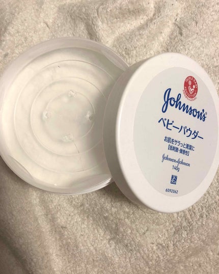 ジョンソン ベビーパウダー/ジョンソンベビー/ボディパウダーを使ったクチコミ(2枚目)