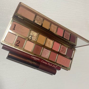 テディ ベア アイシャドウ パレット/Too Faced/アイシャドウパレットを使ったクチコミ（3枚目）