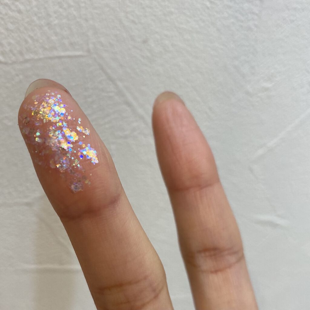 URGLAM　GLITTER GEM/U R GLAM/ジェル・クリームチークを使ったクチコミ（2枚目）