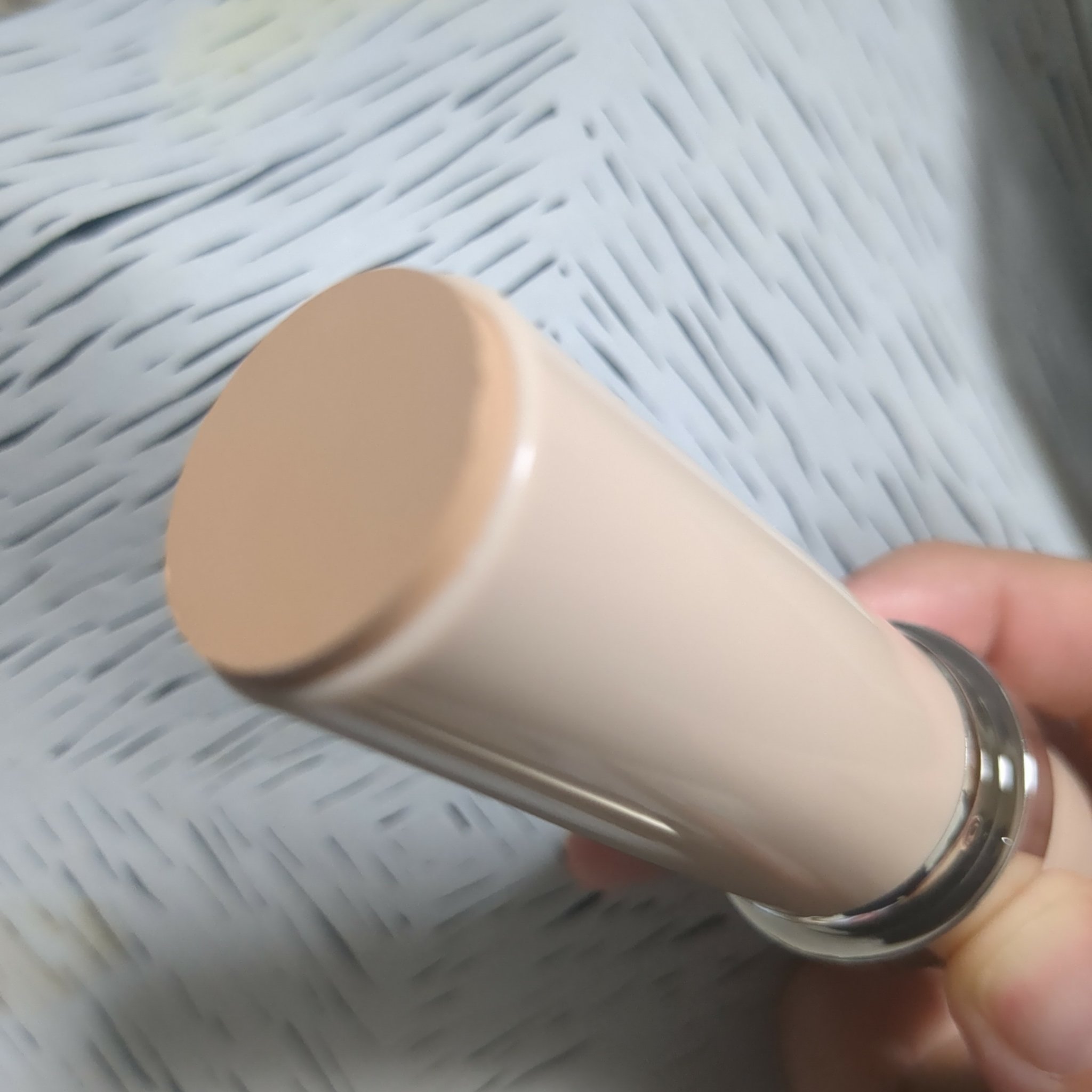 シルキースティックファンデーション ベージュ/KAMIKA/その他ファンデーションを使ったクチコミ（2枚目）