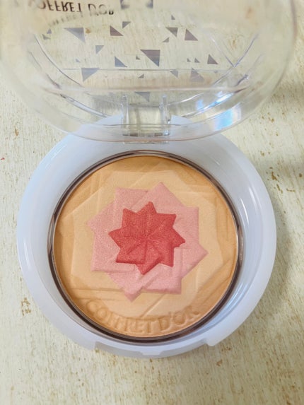 スマイルアップチークスS/コフレドール/パウダーチークを使ったクチコミ(1枚目)