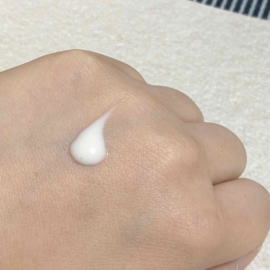 ホワイトパラソル UV/IGNIS/美容液を使ったクチコミ(2枚目)