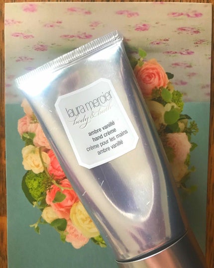 ハンドクリーム アンバーバニラ/ローラ メルシエ/ハンドクリームを使ったクチコミ(1枚目)