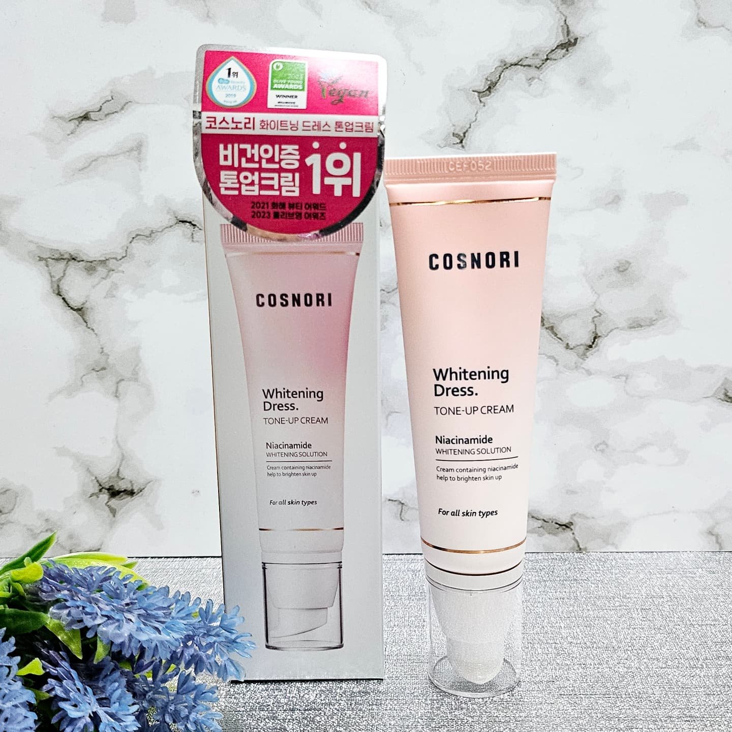 ホワイトニングドレストーンアップクリーム/COSNORI/化粧下地を使ったクチコミ（2枚目）