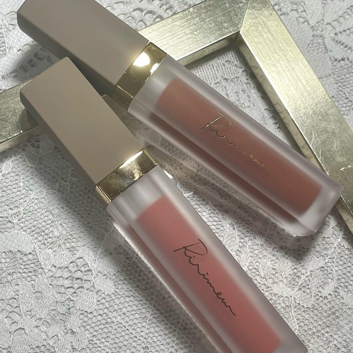 センシュアルフィックスティント/Ririmew/リップティントを使ったクチコミ(3枚目)