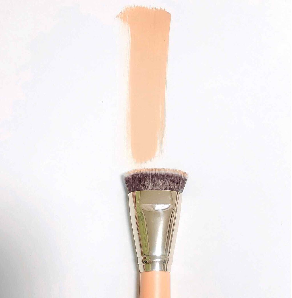 リキッドファンデーションブラシおすすめ人気ランキング6選|ツヤ肌を叶える使い方・洗い方も徹底解説!のサムネイル
