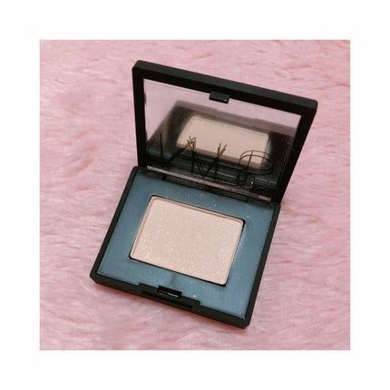 シングルアイシャドー/NARS/単色アイシャドウを使ったクチコミ(1枚目)