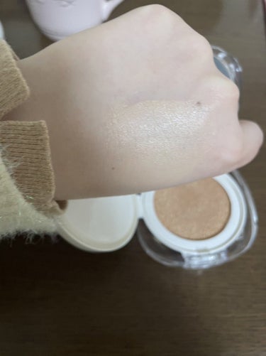 athe GLAZM WATERLING CUSHIONのクチコミ「グレーズ ウォータリング クッション（1.5 NU VANILLA SPF50+ PA+++）.....」（2枚目）