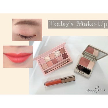 ୨୧
Today's Make-Up
今日のメイクです。
.
最近の私の流行り、、、
オレンジメイク🍊🧡
.
オレンジカラーは気持ちが前向きになっている時に
よく目に入る色だそう...🖋
最近の私はやる