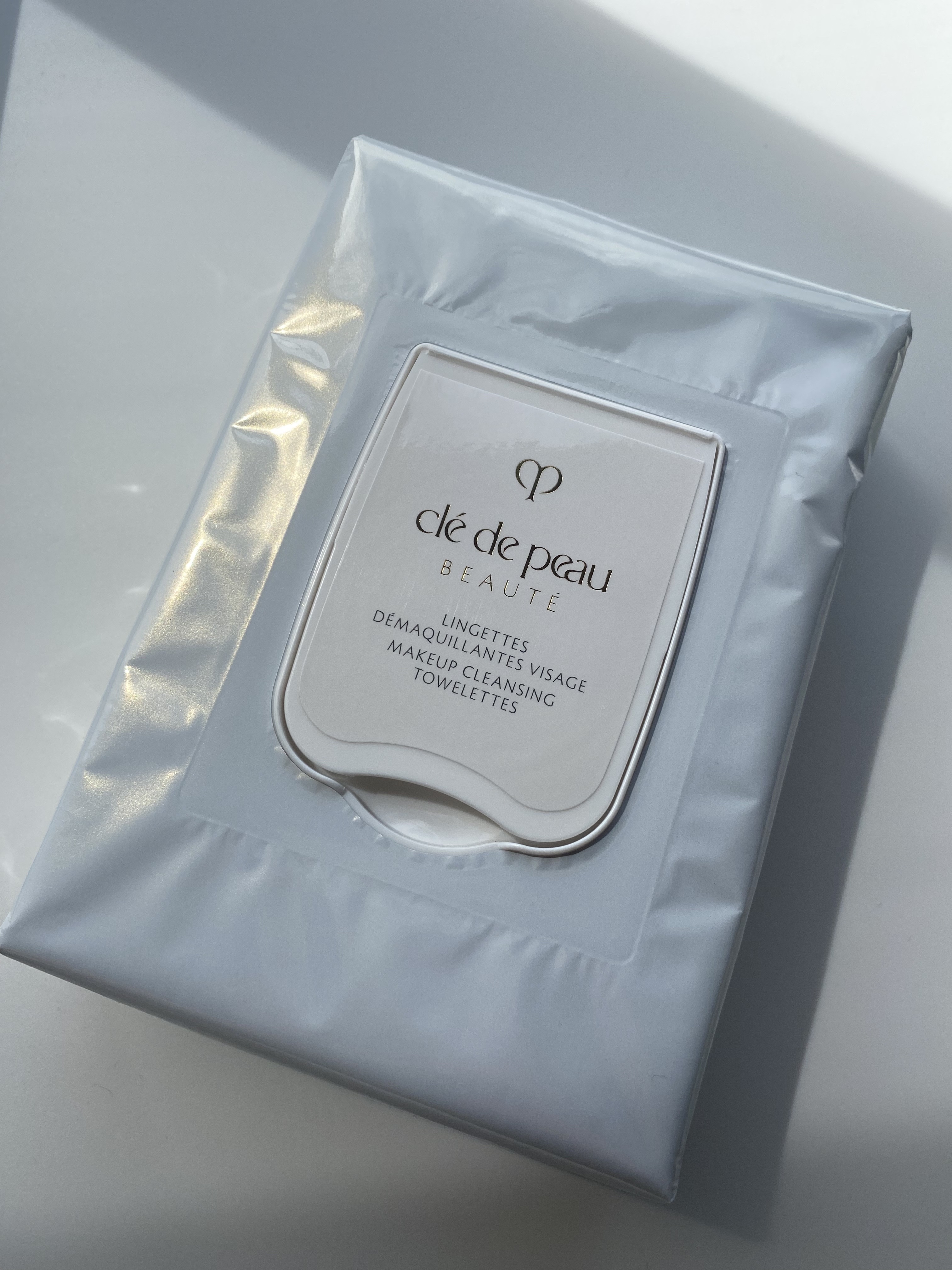 クレ・ド・ポー ボーテ ランジェット デマキアントヴィサージュ/クレ・ド・ポー ボーテ/クレンジングシートを使ったクチコミ（1枚目）